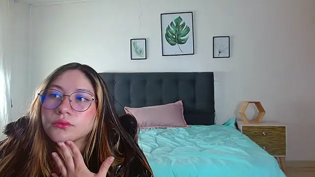 samanthachop online show from July 2026 01:28:01 PM