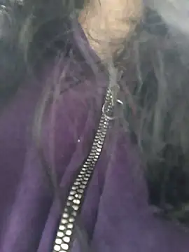 Naomimolie online show from May 2026 01:07:01 PM