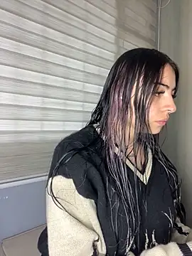 Morgana Pink online show from April 2026 01:52:02 PM