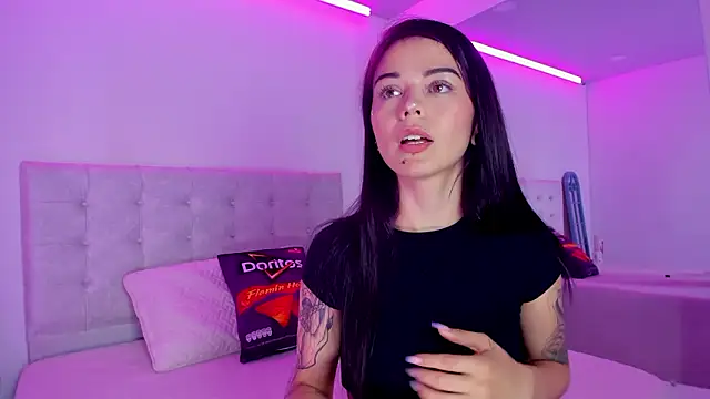 Vanessa cruz 18 online show from March 2026 09:20:02 PM