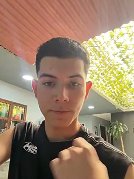 nicocrown online show from April 2026 05:00:02 PM