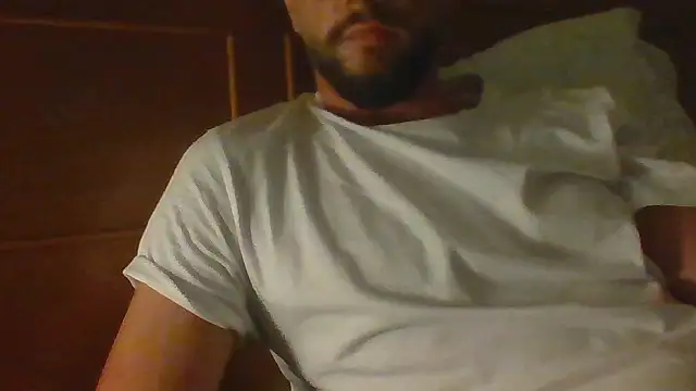 freetom31 online show from March 2026 01:39:02 PM