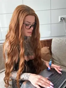 SkinnyLilly online show from July 2026 02:45:02 PM