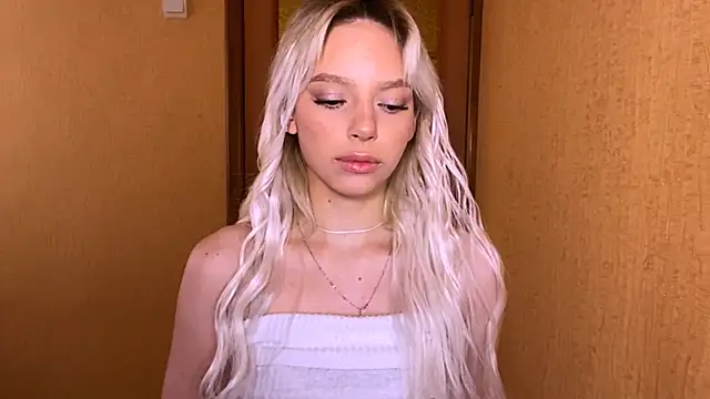 YawingSanguine online show from March 2026 09:12:01 AM