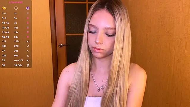 YawingSanguine online show from April 2026 04:45:01 PM