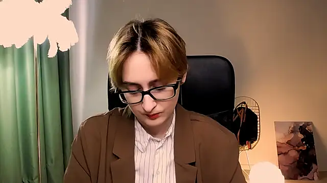LixeLuna online show from April 2026 06:29:02 AM