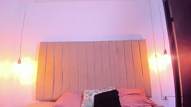 karina foxi online show from March 2026 12:56:02 PM