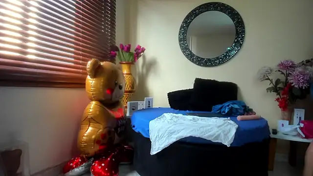 Maye Milf  online show from March 2026 12:27:02 PM