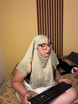 Chandra Yusef online show from April 2026 12:39:01 AM