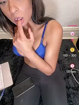 Mmmmadsss online show from May 2026 05:23:02 AM