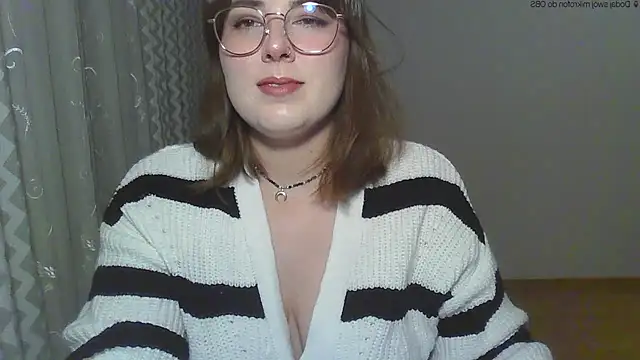 ClaraHard online show from June 2026 07:49:02 PM