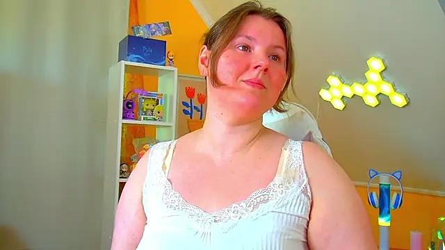 MelodyMoores online show from June 2026 06:27:02 AM