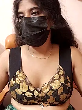 Sunitha28 online show from April 2026 04:52:01 PM