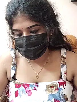 Sunitha28 online show from April 2026 02:40:02 PM