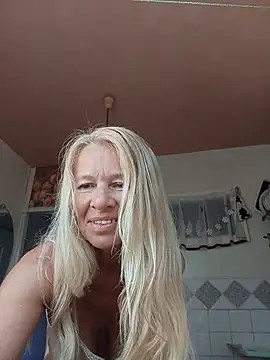 Snapshot of ViktoriaSexi1 chatting on June 2026 05:12:01 AM ViktoriaSexi1 online show from June 2026 05:12:01 AM