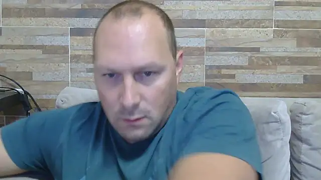 lustonfan online show from April 2026 12:49:01 PM