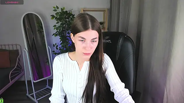 LunaRossaa online show from March 2026 11:54:01 PM