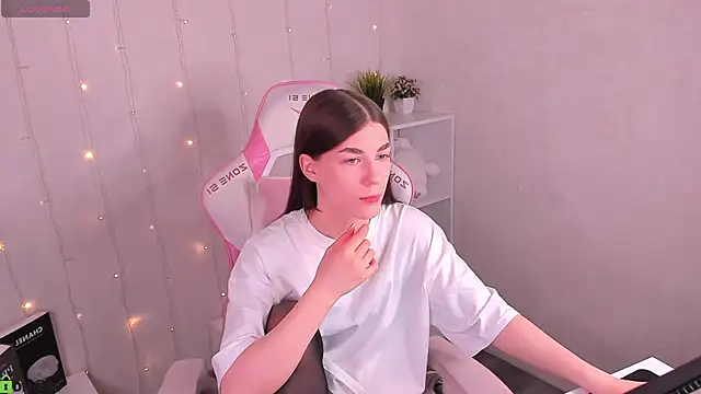 LunaRossaa online show from March 2026 11:55:01 PM