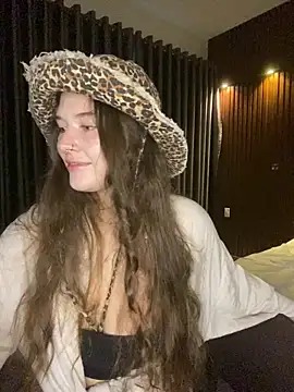 KristieKitty online show from March 2026 11:09:02 PM