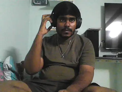 Foxboy65 online show from April 2026 06:14:02 PM