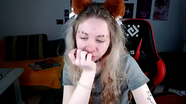 Nica Kawaii online show from May 2026 07:24:01 AM