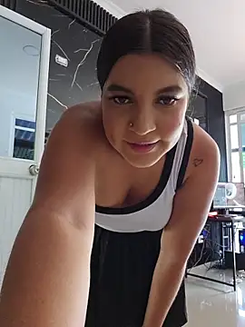 Pretty Julieta online show from July 2026 07:31:01 PM