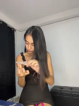 leilani X online show from April 2026 12:47:01 PM