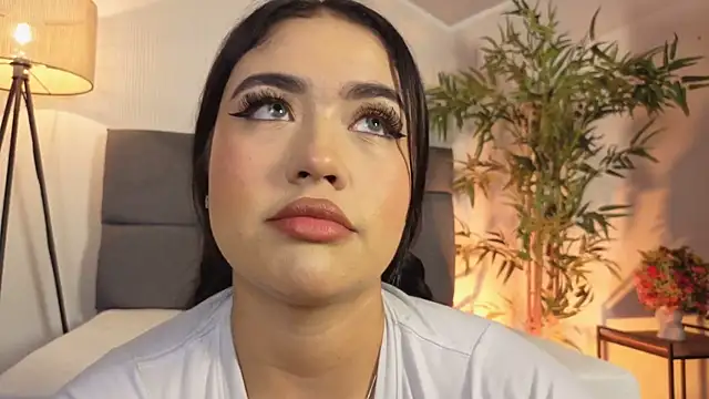 SweetiePie 3 online show from April 2026 01:50:01 PM