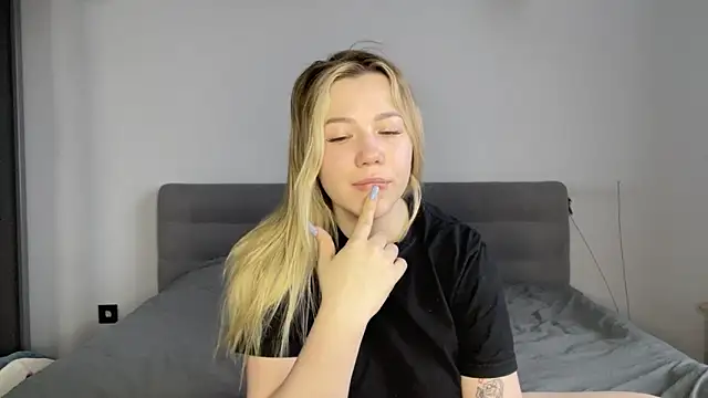 alyrasun online show from March 2026 06:06:02 AM