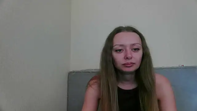 MysticGlimmer online show from May 2026 07:27:01 AM
