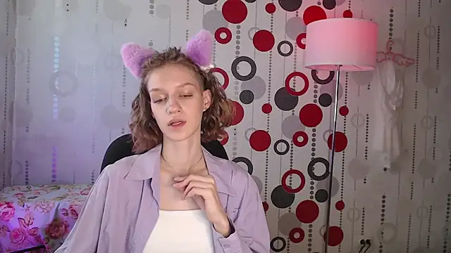 Chrissy Joyful online show from June 2026 04:04:02 AM