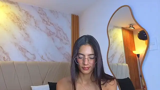 j belle  online show from June 2026 02:24:02 AM