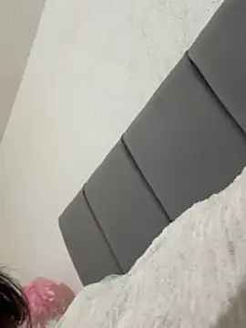 CoralsnakeX online show from April 2026 08:42:02 PM