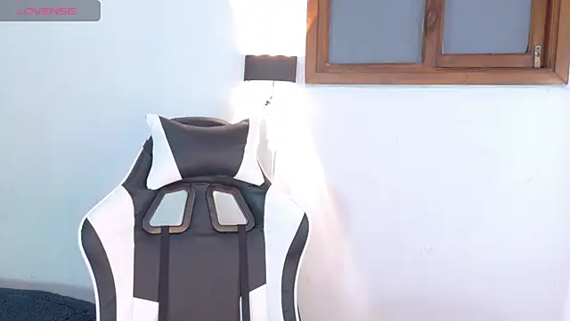 Catalinaa01 online show from July 2026 01:06:02 PM