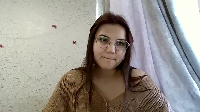Aurora Breeze online show from May 2026 01:38:01 PM