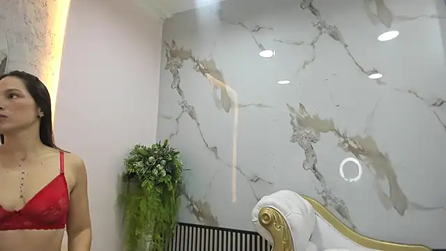 Gigi cutte  online show from April 2026 12:05:02 PM