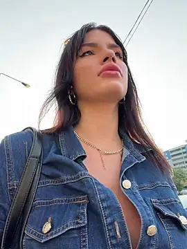 RaniaSnow online show from July 2026 04:05:02 AM