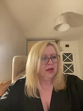 JanieLight53 online show from June 2026 08:50:02 PM