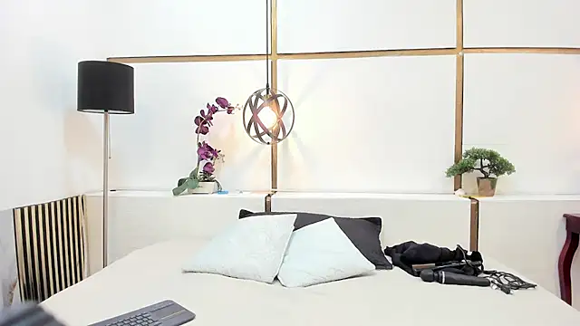 BrendaCantorel online show from March 2026 11:54:01 AM