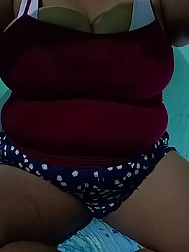 latina bigtitss online show from March 2026 03:23:01 AM