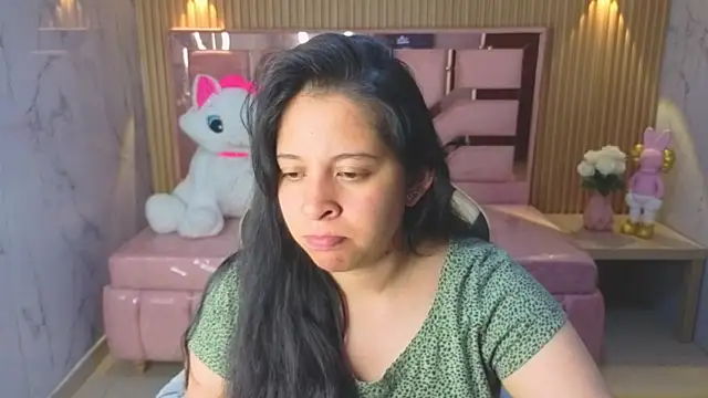 sara tellez s online show from June 2026 03:09:02 AM