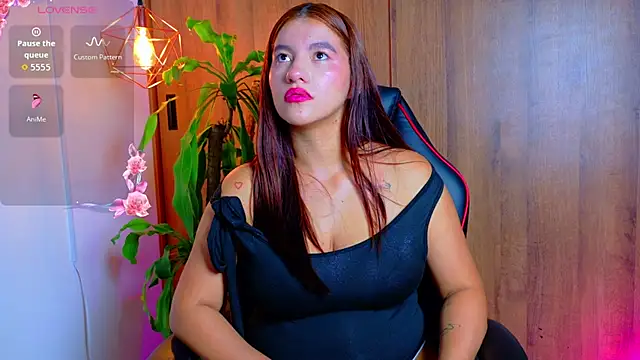 Victoria Rous online show from May 2026 08:38:02 PM