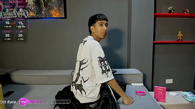 Ender h0tt online show from March 2026 02:00:02 PM