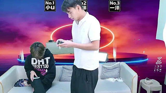 Snapshot of XHR001 chatting on March 2026 01:33:02 AM XHR001 online show from March 2026 01:33:02 AM