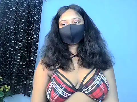 KASHISH SINGH  online show from June 2026 12:22:01 PM