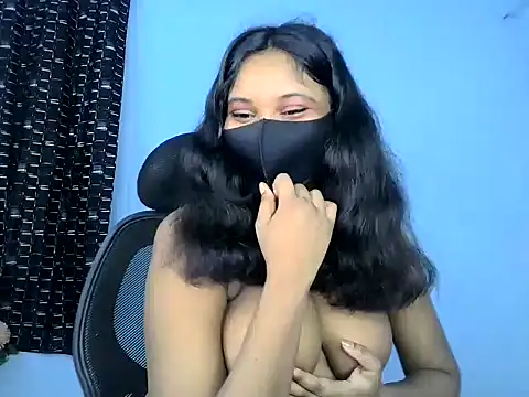 KASHISH SINGH  online show from July 2026 07:40:02 PM