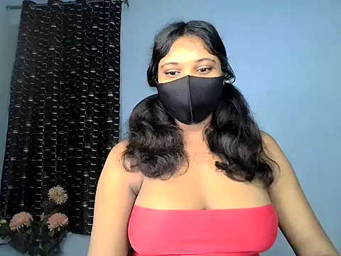 KASHISH SINGH  online show from July 2026 06:35:02 PM