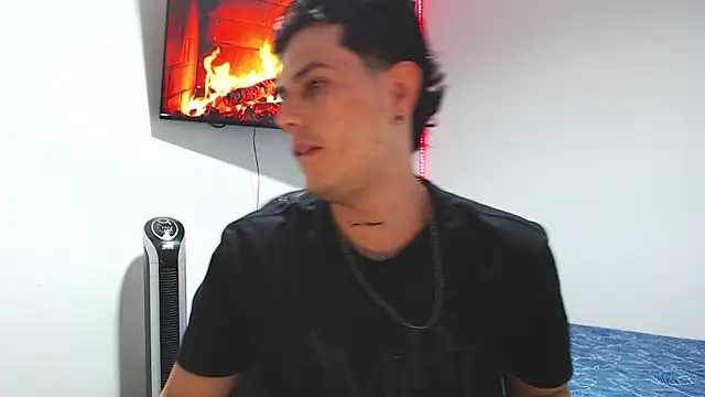 JUAN CAMILOXXX online show from March 2026 04:16:01 AM