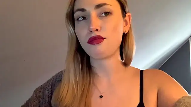 ScarlettSensitive online show from March 2026 03:15:02 PM