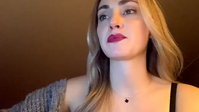 ScarlettSensitive online show from April 2026 08:14:01 PM